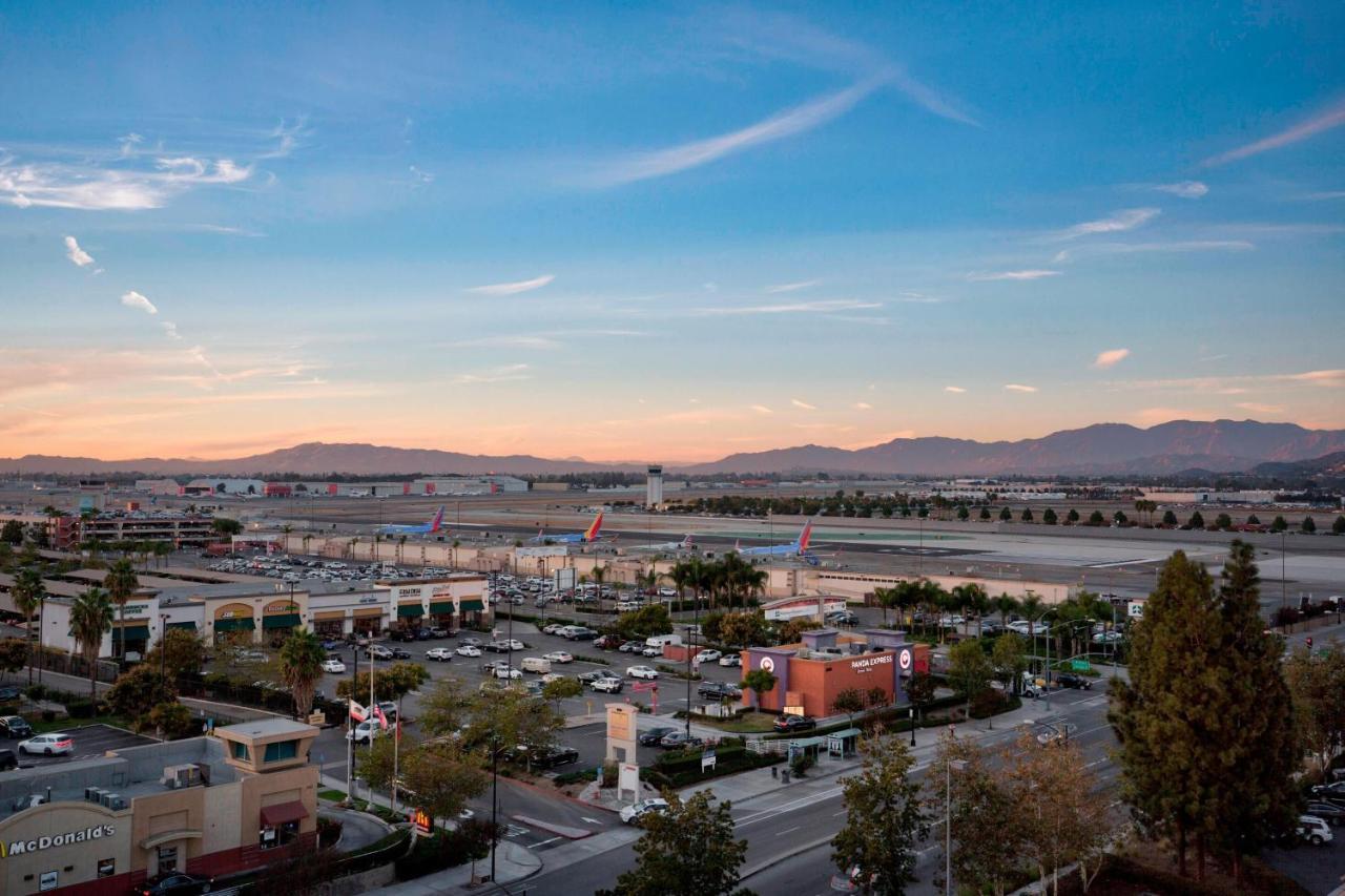 Los Angeles Marriott Burbank Airport Екстер'єр фото