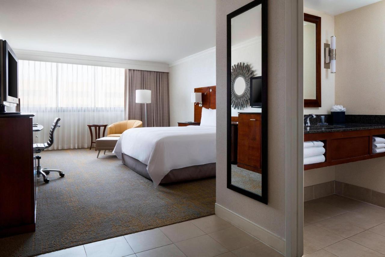 Los Angeles Marriott Burbank Airport Екстер'єр фото
