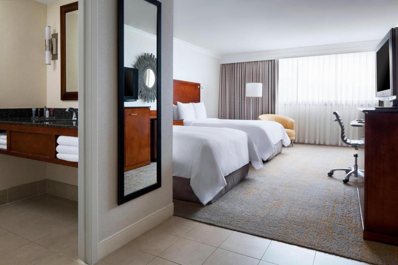Los Angeles Marriott Burbank Airport Екстер'єр фото